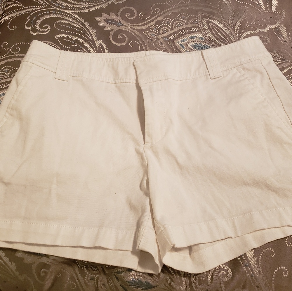 NY&CO white shorts